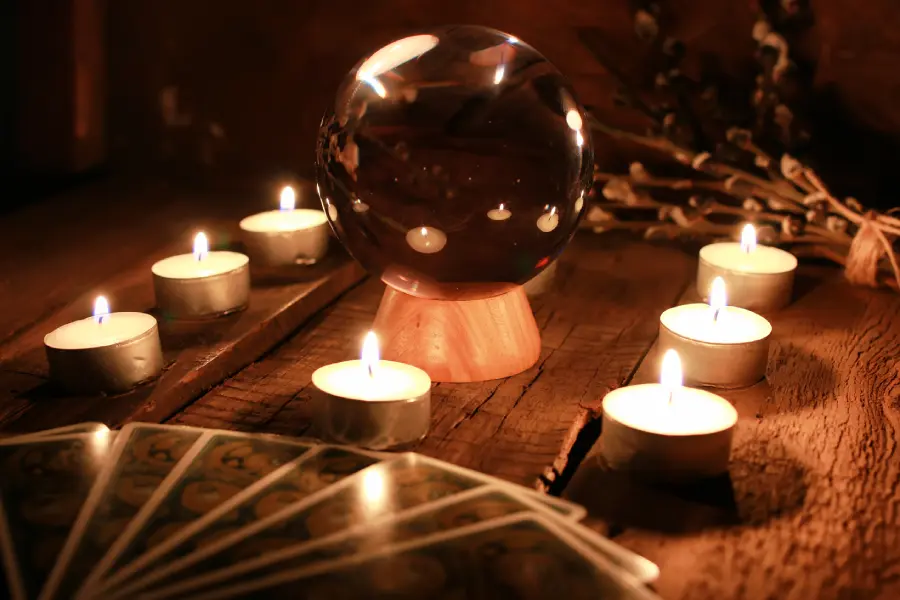 Using Tarot to Navigate Career Uncertainty in Los Angeles, CA Using Tarot to Navigate Career Uncertainty in Los Angeles, CA